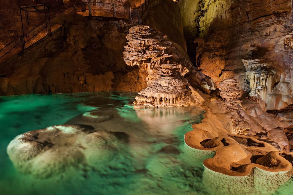 Gouffre de Padirac - Le Lac Supérieur DR