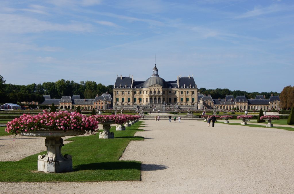 Façade sud du château de Vaux le Vicomte https://commons.wikimedia.org